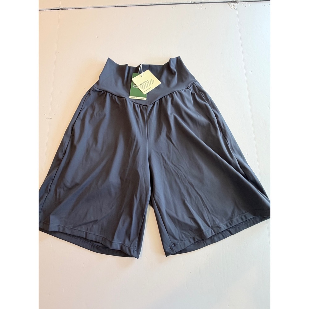 Halara High Waisted Crossover V-Waist Active Shorts Gray Size S NWT